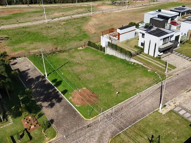 Terreno com 935m², à venda, no bairro Paraiso em Vila Flores