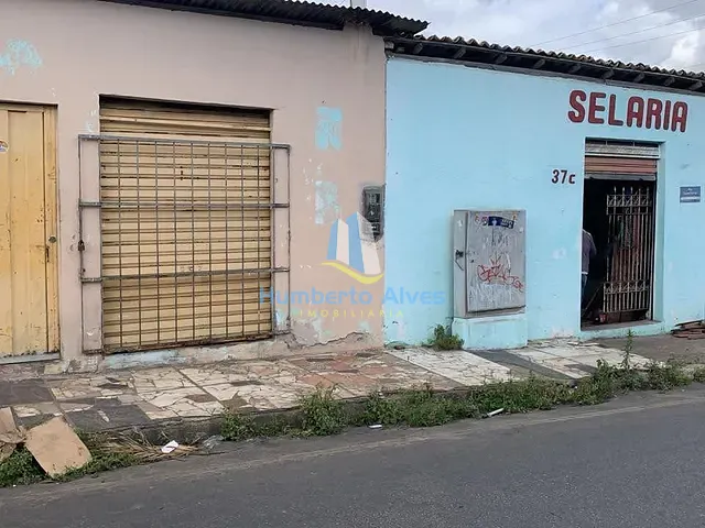 Terreno com 559m², à venda, no bairro Centro em Vitória da Conquista