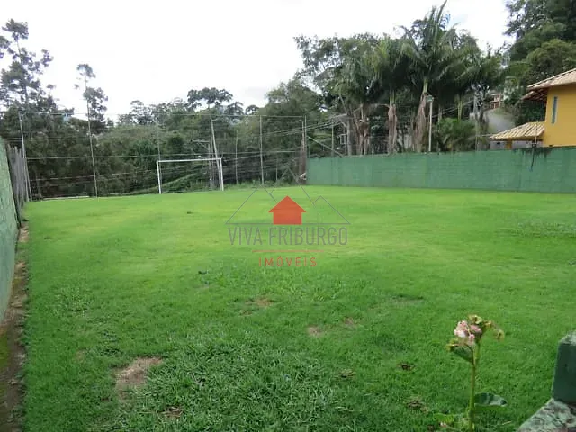Terreno com 720m², à venda, no bairro Santa Elisa em Nova Friburgo