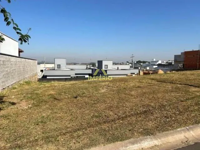 Terreno com 326m², à venda, no bairro Residencial Lagos D'Icaraí em Salto