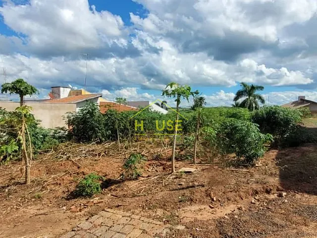 Terreno com 420m², à venda, no bairro Vila América em Votuporanga