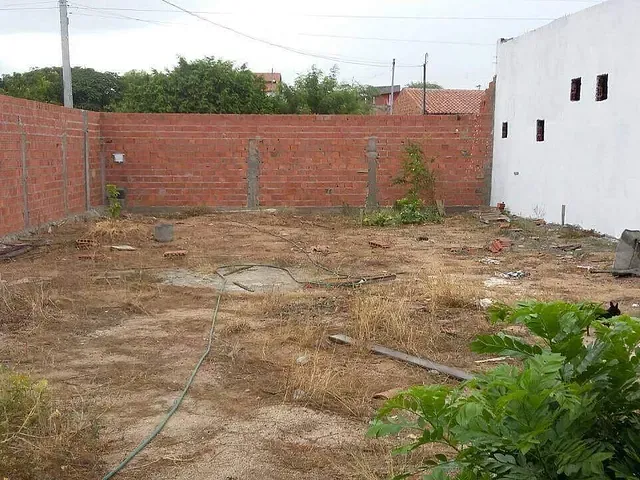 Terreno à venda, no bairro Santa Inês em Paulo Afonso