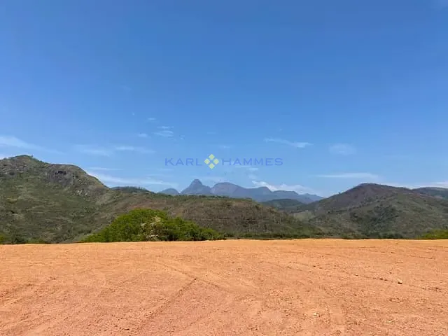 Terreno com 3954m², à venda, no bairro Pedro do Rio em Petrópolis
