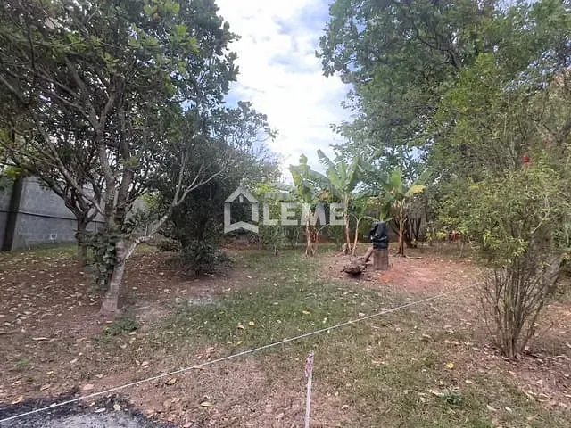 Terreno com 300m², à venda, no bairro Jardim Santa Maria em Mococa