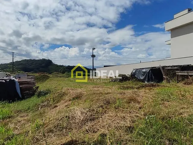 Terreno com 2074m², à venda, no bairro Parque da Colina em Concórdia