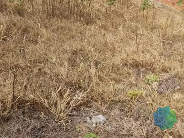 Terreno com 240m², à venda, no bairro Condomínio Piccolo Paese em Salto