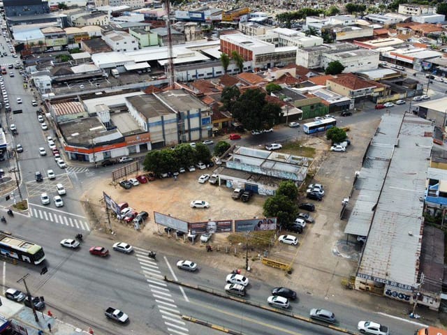 Terreno com 2400m², à venda, no bairro Setor Campinas em Goiânia