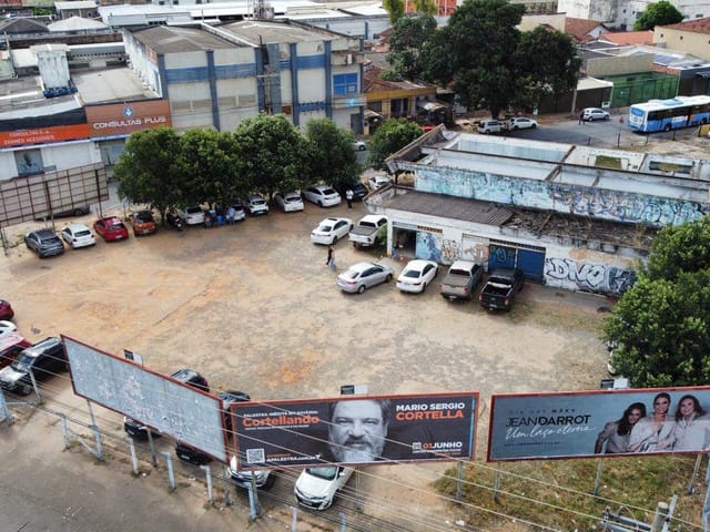 Terreno com 2400m², à venda, no bairro Setor Campinas em Goiânia