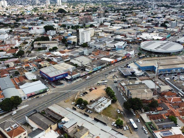 Terreno com 2400m², à venda, no bairro Setor Campinas em Goiânia