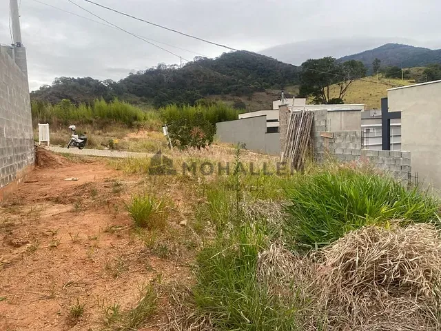 Terreno com 210m², à venda, no bairro Loteamento Vale das Hortênsias em Itajubá