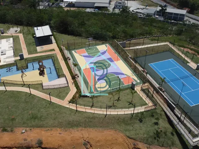 Terreno com 301m², à venda, no bairro Centro em Arujá