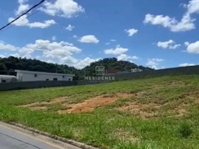 Terreno com 288m², à venda, no bairro Sessenta em Volta Redonda