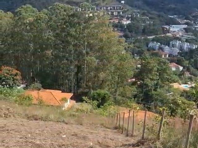 Terreno com 1280m², à venda, no bairro Nogueira em Petrópolis