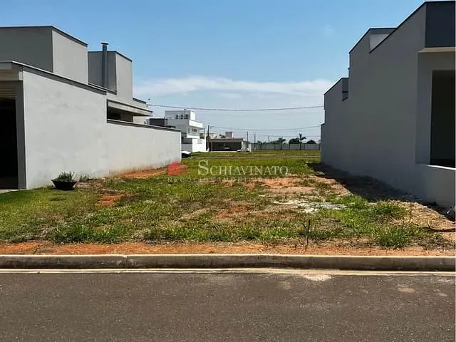 Terreno com 250m², à venda, no bairro Centro em Saltinho