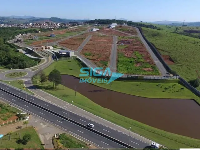 Terreno com 300m², à venda, no bairro Belo Horizonte em Pouso Alegre