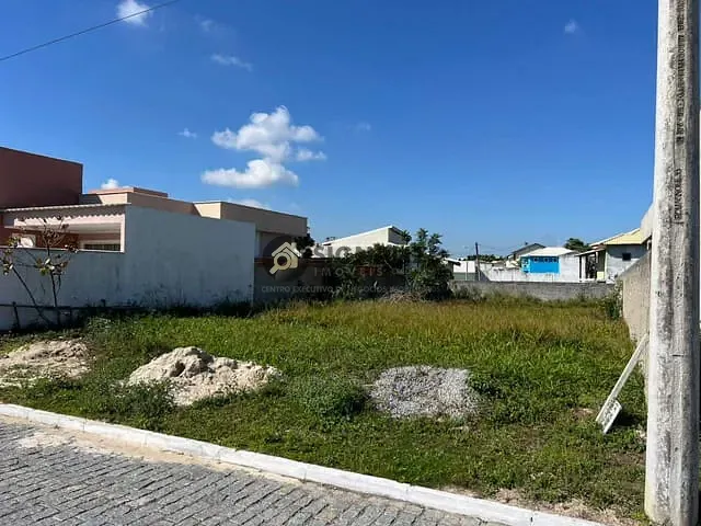Terreno com 132m², à venda, no bairro Recanto do Sol em São Pedro da Aldeia