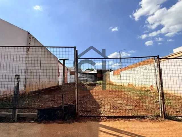 Terreno com 300m², à venda, no bairro Jardim São Pedro em Americana