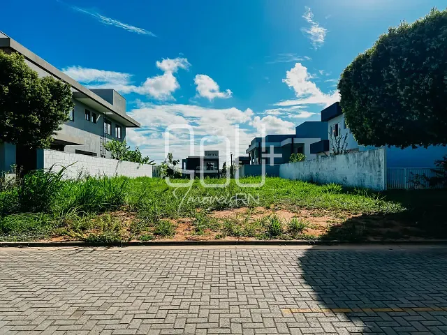 Terreno com 460m², à venda, no bairro Pium (Distrito Litoral) em Parnamirim