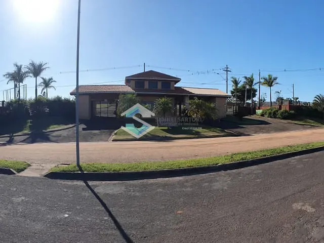 Terreno com 403m², à venda, no bairro ANITA MOREIRA em Jacarezinho
