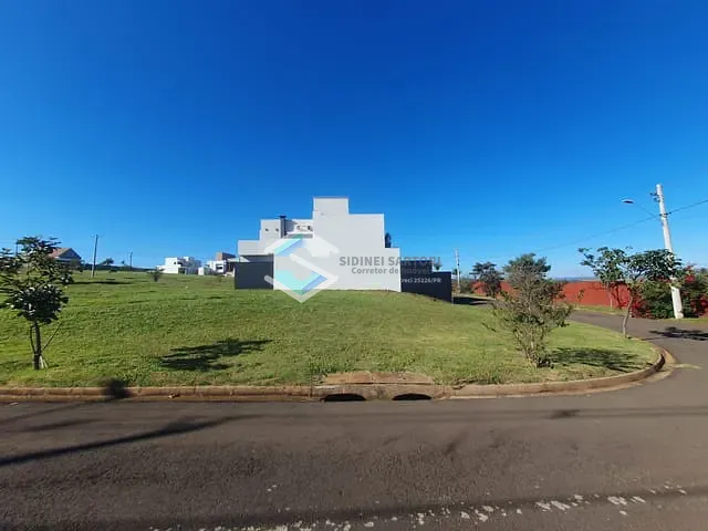 Terreno com 403m², à venda, no bairro ANITA MOREIRA em Jacarezinho