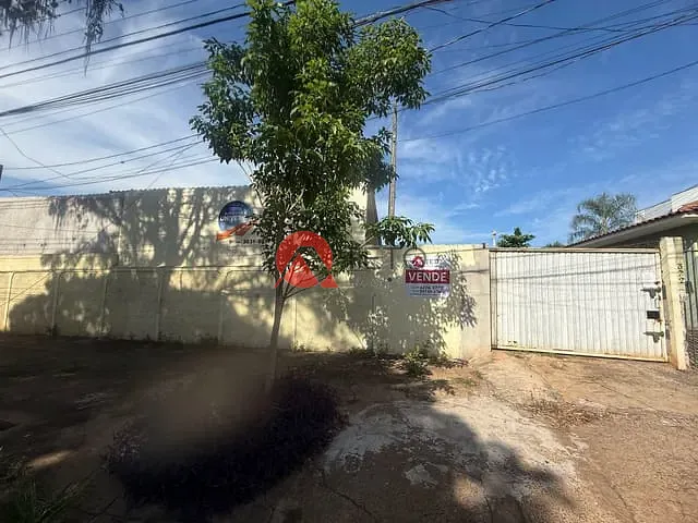 Terreno com 1000m², à venda, no bairro Jardim Alvorada em Maringá