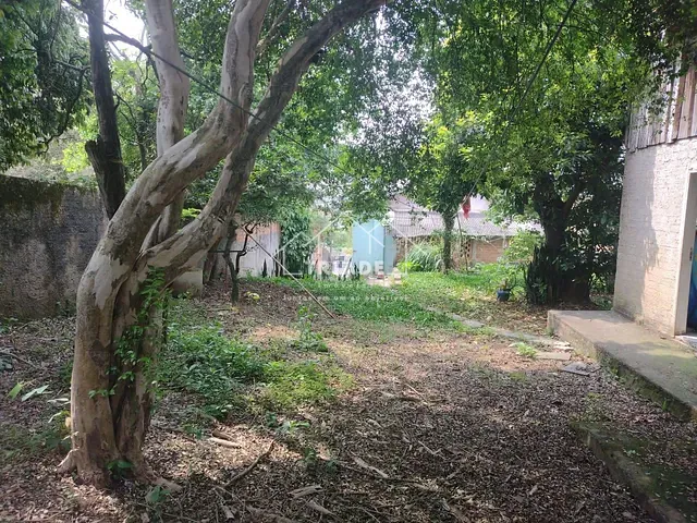 Terreno com 600m², à venda, no bairro Centro em Araucária