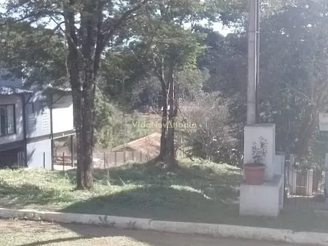 Terreno com 850m², à venda, no bairro Jardim dos Pinheiros em Atibaia