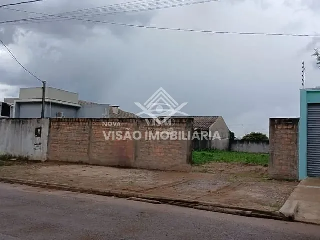Terreno com 420m², à venda, no bairro Setor Industrial Norte em Sinop