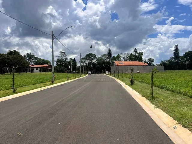 Terreno com 263m², à venda, no bairro Florabella II em Holambra