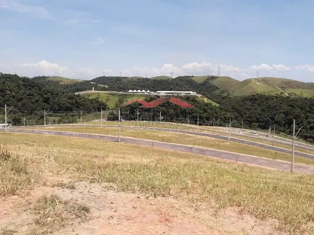 Terreno com 272m², à venda, no bairro CASA DE PEDRA em Pinheiral