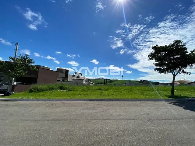 Terreno com 569m², à venda, no bairro Soares em Jarinu