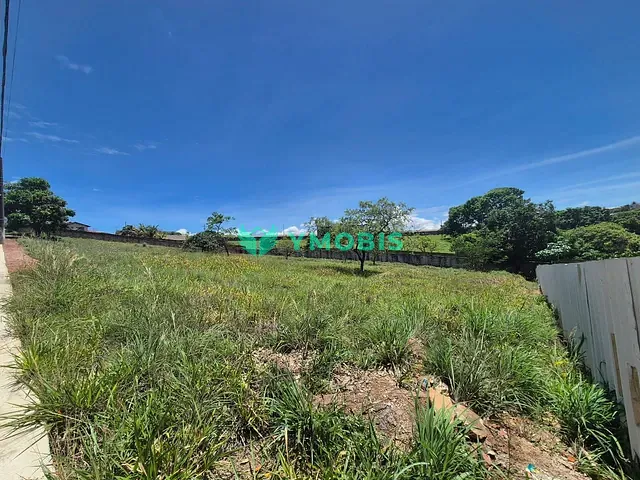 Terreno com 750m², à venda, no bairro Setor Habitacional Jardim Botânico em Brasília
