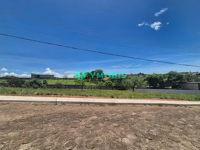 Terreno com 750m², à venda, no bairro Setor Habitacional Jardim Botânico em Brasília