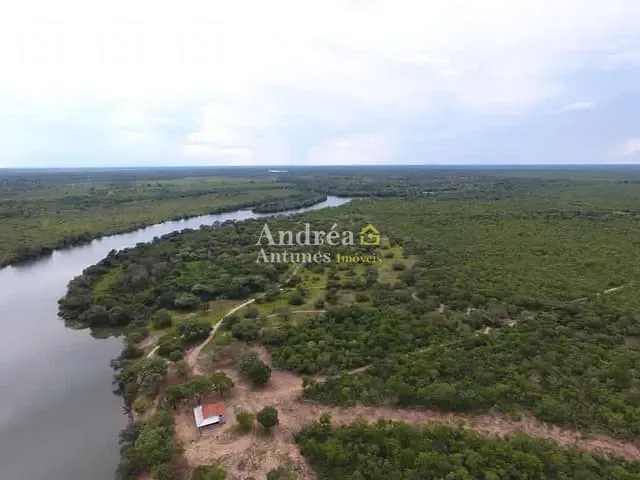Fazenda com 24000000m² 5 quartos e 6 banheiros, à venda, no bairro Ribeirão de Cascalheira em Porto Alegre do Norte