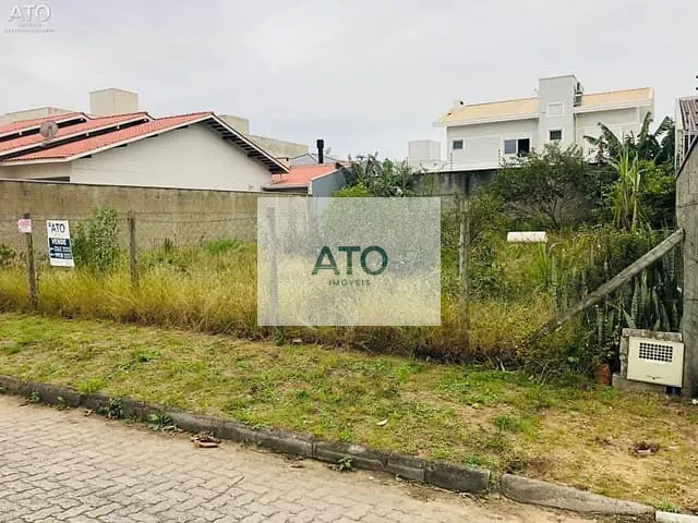 Terreno com 360m², à venda, no bairro Universitário em Tijucas