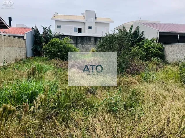 Terreno com 360m², à venda, no bairro Universitário em Tijucas