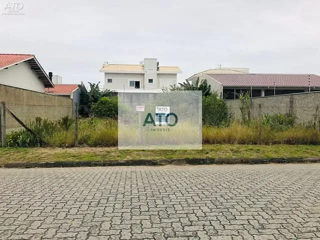Terreno com 360m², à venda, no bairro Universitário em Tijucas