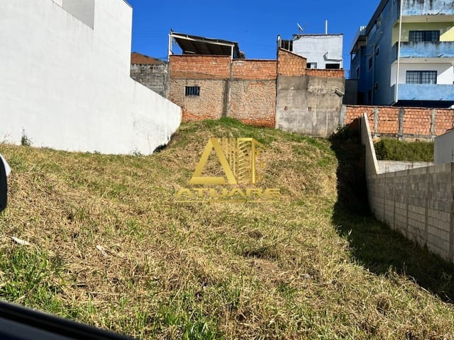 Terreno com 240m², à venda, no bairro Belo Horizonte em Pouso Alegre