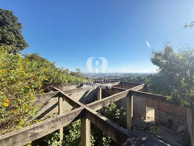 Terreno com 360m², à venda, no bairro Serra do Curral em Belo Horizonte