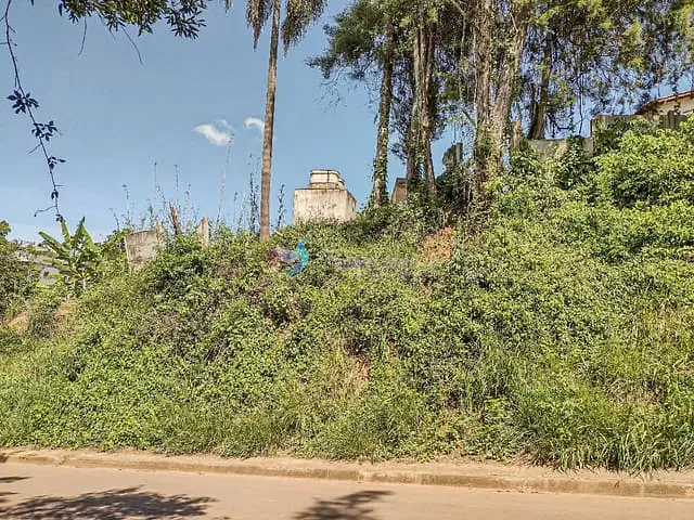 Terreno com 420m², à venda, no bairro Jardim Maracanã em Atibaia