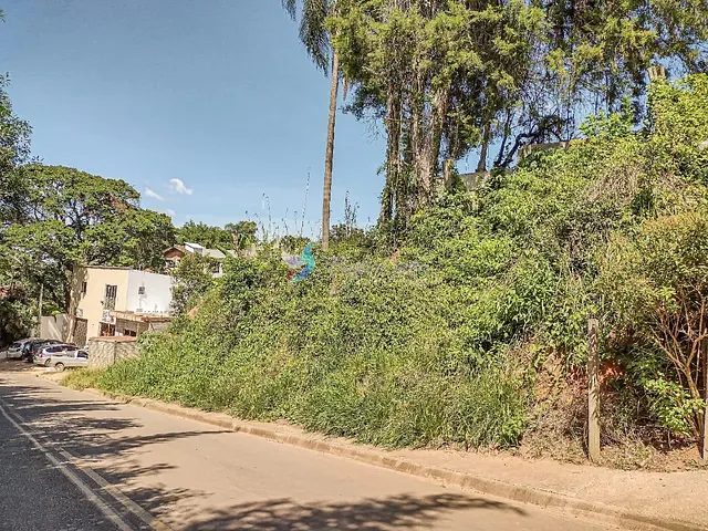 Terreno com 420m², à venda, no bairro Jardim Maracanã em Atibaia