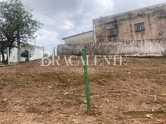 Terreno com 412m², à venda, no bairro Ana Carolina em VALINHOS