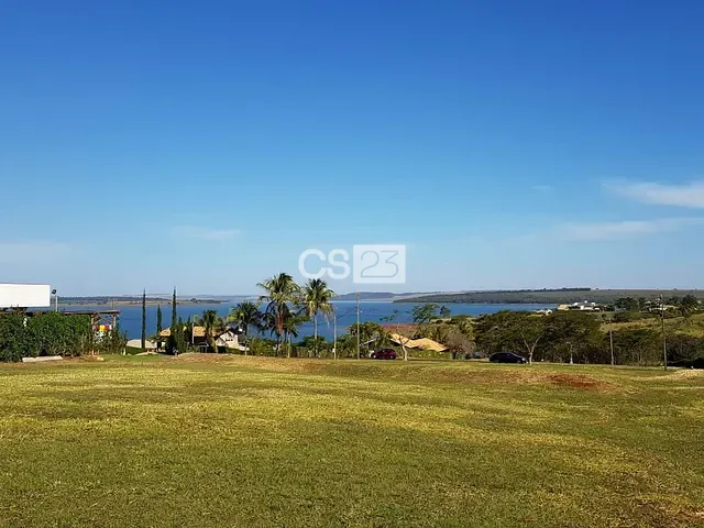 Terreno com 1440m², à venda, no bairro Zona Rural de Porecatu em Porecatu