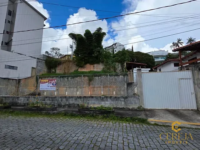 Terreno com 607m², à venda, no bairro Braunes em Nova Friburgo