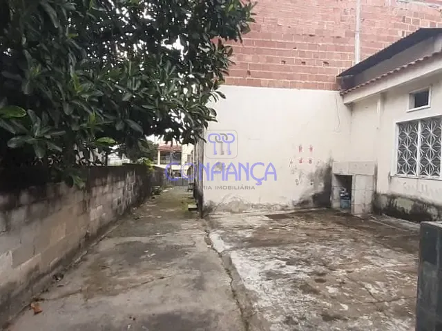Terreno com 324m², à venda, no bairro Campo Grande em Rio de Janeiro