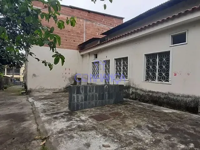 Terreno com 324m², à venda, no bairro Campo Grande em Rio de Janeiro