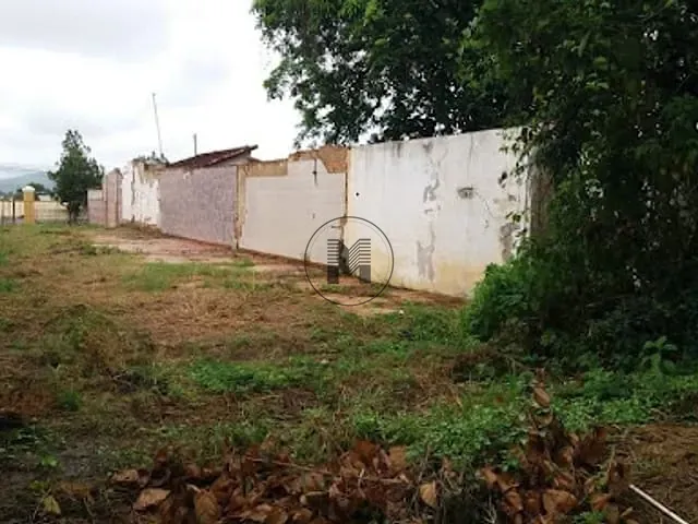 Terreno com 383m², à venda, no bairro São Dimas em Guaratinguetá