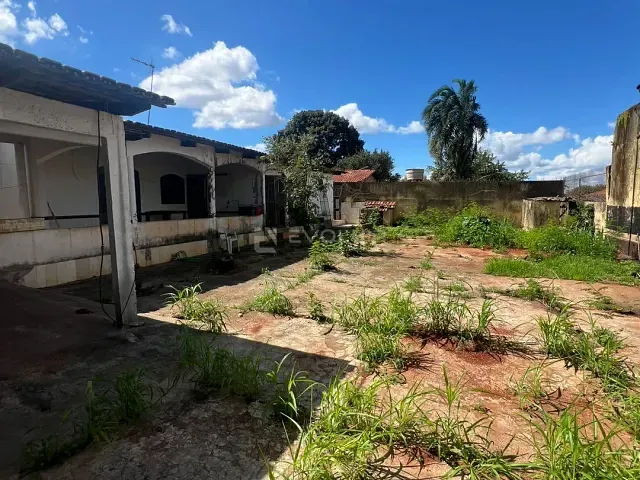 Terreno com 1642m², à venda, no bairro Ipiranga em Goiânia