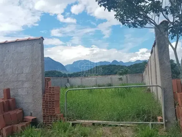 Terreno com 450m², à venda, no bairro Cotia em Guapimirim