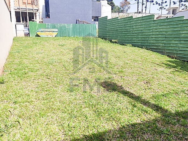 Terreno com 128m², à venda, no bairro Santa Cândida em Curitiba
